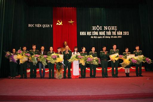 Hội nghị khoa học công nghệ tuổi trẻ Học viện Quân y năm 2013